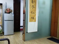 -龙脊堂龙氏推拿 整脊(陆家浜店)