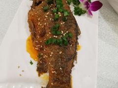 酥鲫鱼-静之湖湖畔餐厅
