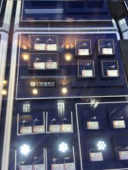 -六桂福珠宝(外海店世纪联华超市店)