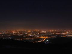-鬼笑石后山停车场