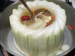 -得意咚瓜·顺德鱼生·冬瓜火锅(深圳首店)