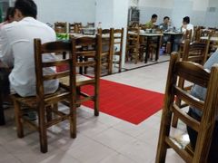 大堂-美兰春记食店·龙舌坡红烧牛肉
