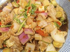 酸爽猪蹄-二孃鸡爪爪(东风路总店)
