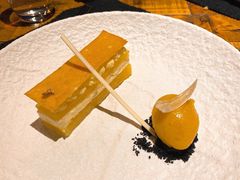 凤梨慕斯-AZUL by FUEL蓝色·法式酒馆(琶醍店)