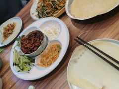 -合合春饼·酱骨·东北菜(潘家园店)