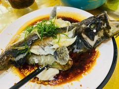 -覃记海鲜美食餐厅