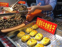 -泰龙城小吃街