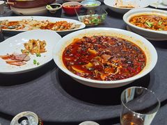 -艳阳天民俗村(公园路店)