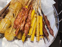 -串王阿三烧烤·小龙虾·烤鱼(拱墅胜利河美食街店)