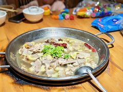 -大众跷脚牛肉馆·非遗传承单位(峨眉山店)