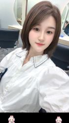 -Tloml salon