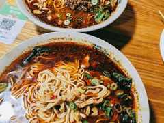 泡椒鸡杂小面-丁丁猫重庆小面(徐州路店)