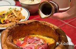 Ham Dutch Baby Pancake (Signature Recommendation)