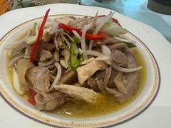 -马尔龙新疆饭店·清真(瑞景店)