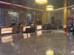 -昆明朗威酒店(昆明站火车站双桥夜市风情街店)