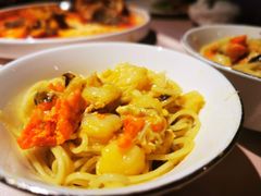 蟹粉虾仁捞面-RIVIERA 松鹤楼(外滩店)
