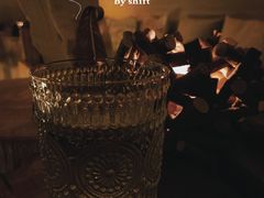 -Shift cocktail bar鸡尾酒吧