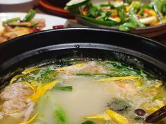 -云海肴·汽锅鸡·云南菜(天山百盛优客店)