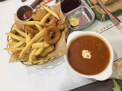 -城堡俄式西餐厅(中央大街索道店)