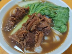 牛腩汤河-珍珍小食店(西华路店)