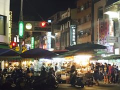 -六合夜市