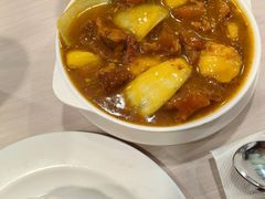 咖喱牛腩跟饭-喜莲咖啡