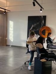 -C-18 SALON