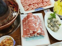 -楼外楼大刀肉传统火锅居(繁荣路店)