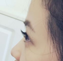 交叉睫毛-Meet Nail 美睫·美甲