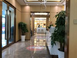-香港倾城国际·美容美体中心