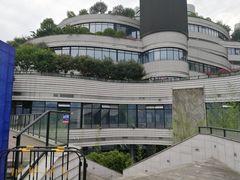-渔人湾码头海鲜市场负二楼