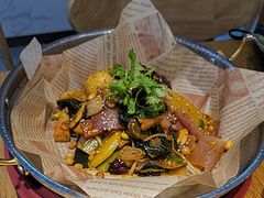 -红渡小香·牛肉麻辣香锅(车站南路店)
