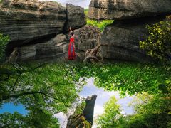 -梭布垭石林景区