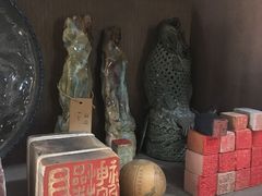 -邊城書店