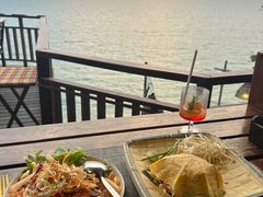 -卷心菜和避孕套餐厅(Pattaya)