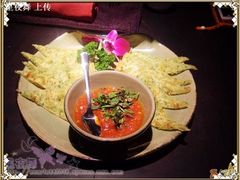 云南野菜饼-花马天堂云南餐厅 Lost Heaven(高邮路店)