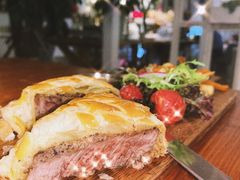 -秀儿家の小确幸融合西餐厅(万达店)