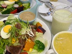 -丽莎沙拉轻食餐厅(国贸店)