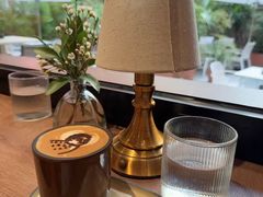 -潮一不贰·法式甜品·生日蛋糕·西式简餐(外滩店)