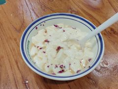 -云阿蛮云南生烫牛肉米线(奉贤路店)