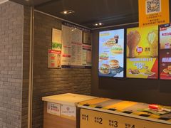 -麦当劳(伟城广场店)