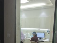 -雅悦齿科(顾村公园店)