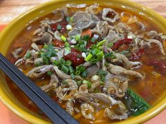 -乡村鸡杂米线(汉渝路店)
