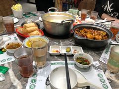 -禄婶鸡煲·打边炉