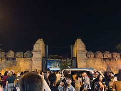 -周日夜市