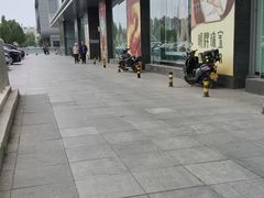 -翠微百货(龙德店)