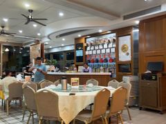 -鹏城人家海鲜酒家·23年老字号(较场尾店)