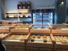 面包甜点陈列柜-原麦世家(府琛大厦店)