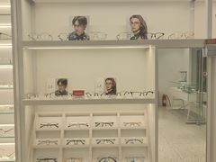 -J-Color眼镜·蔡司·依视路授权店(槐房万达广场店)