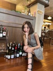 -东秀护肤造型